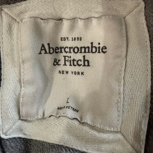 Vintage Abercrombie & Fitch Classic Gray Knit